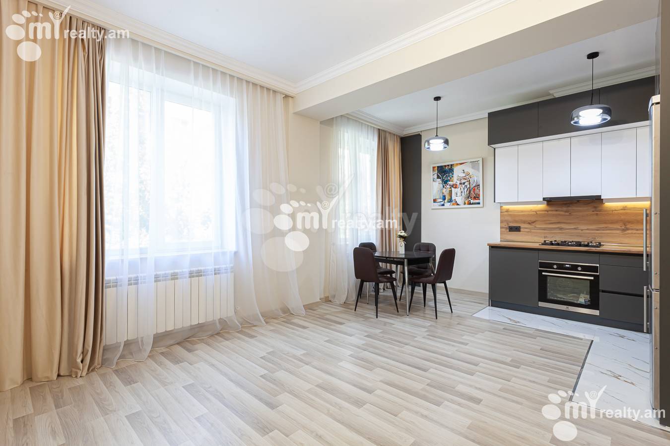 4 սենյականոց բնակարան  Լենինգրադյան փող, Աջափնյակ Երևան, 155473