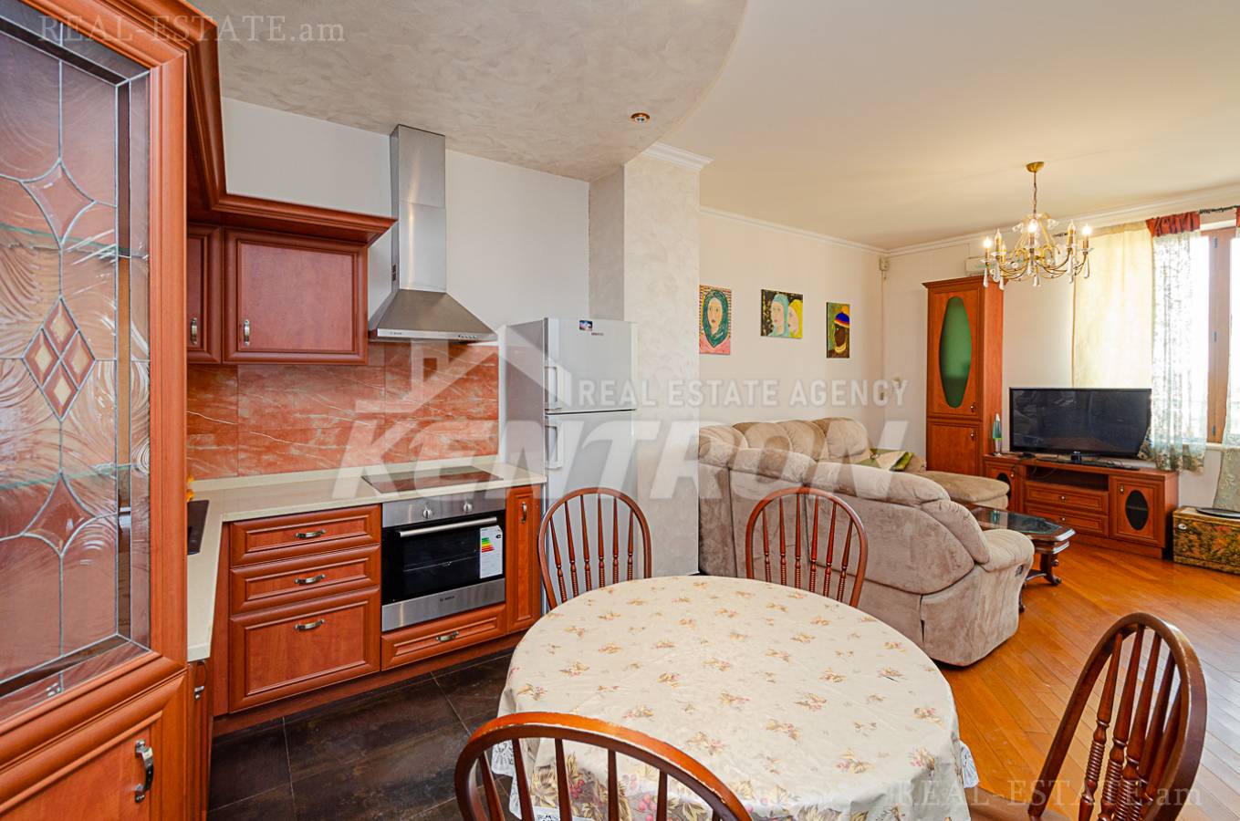 Снять 2 комнатную квартиру Саят-Нова пр, Центр Ереван, 136059