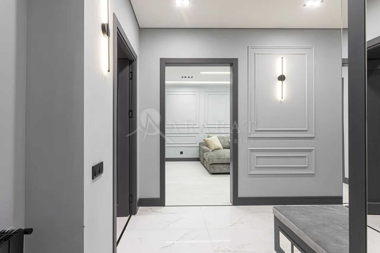 3 սենյականոց բնակարան  Վարդանանց փող, Կենտրոն Երևան, 159334