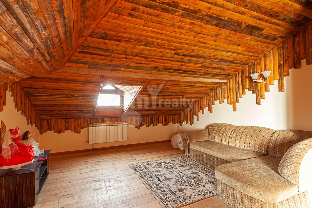 House for sale Pirumyans St, Dawtaschen Yerevan, 157263