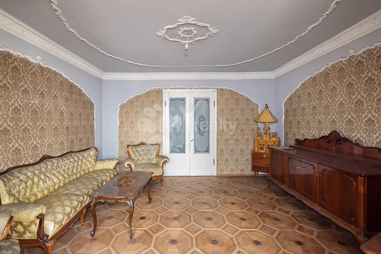 Купить 4 комнатную квартиру Азатутян пр, Арабкир Ереван, 160071