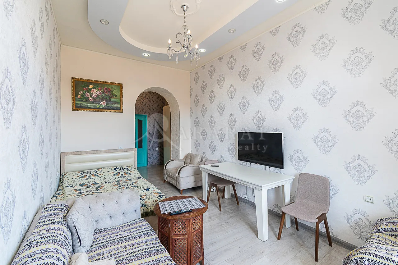 2 bedroom apartment for sale خیابان تیگران مِتس, مرکز شهر ایروان, 161885