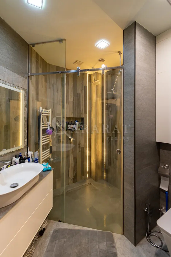 3 սենյականոց բնակարան  Բաղրամյան պող(Կենտրոն), Կենտրոն Երևան, 158737