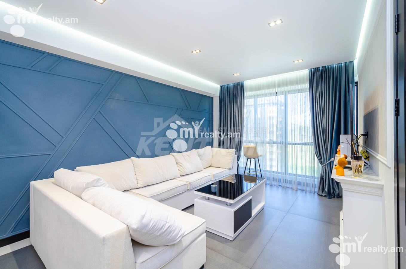 3 bedroom apartment for sale Paronyan St, Center Yerevan, 155557