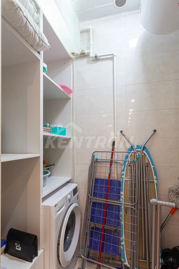 Купить 3 комнатную квартиру Амирян ул, Центр Ереван, 159134