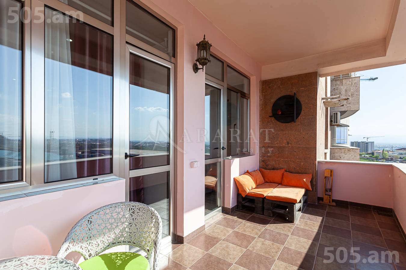 2 bedroom apartment for sale خیابان تِسی تِسِرناکابِرد, مرکز شهر ایروان, 152630