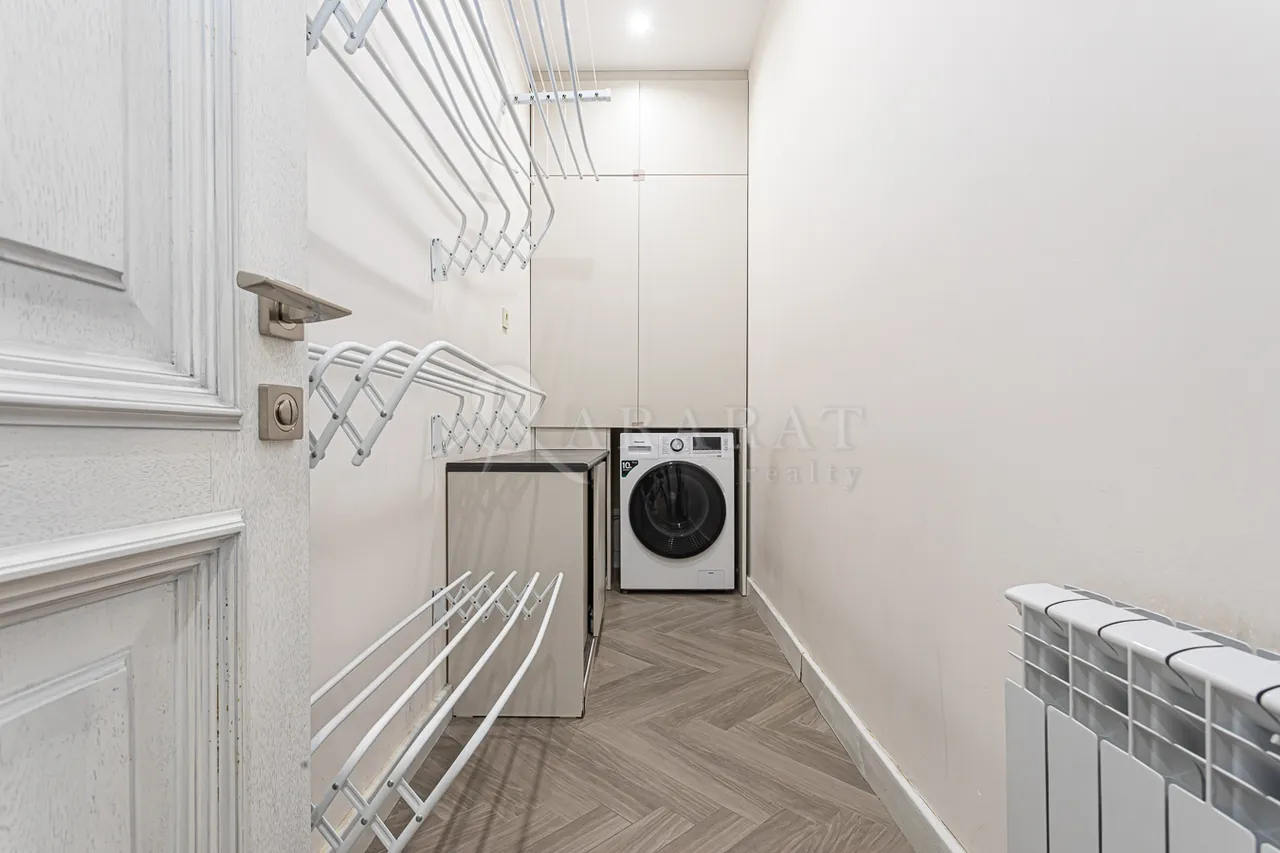 4 bedroom apartment for sale Aram St, Center Yerevan, 159222