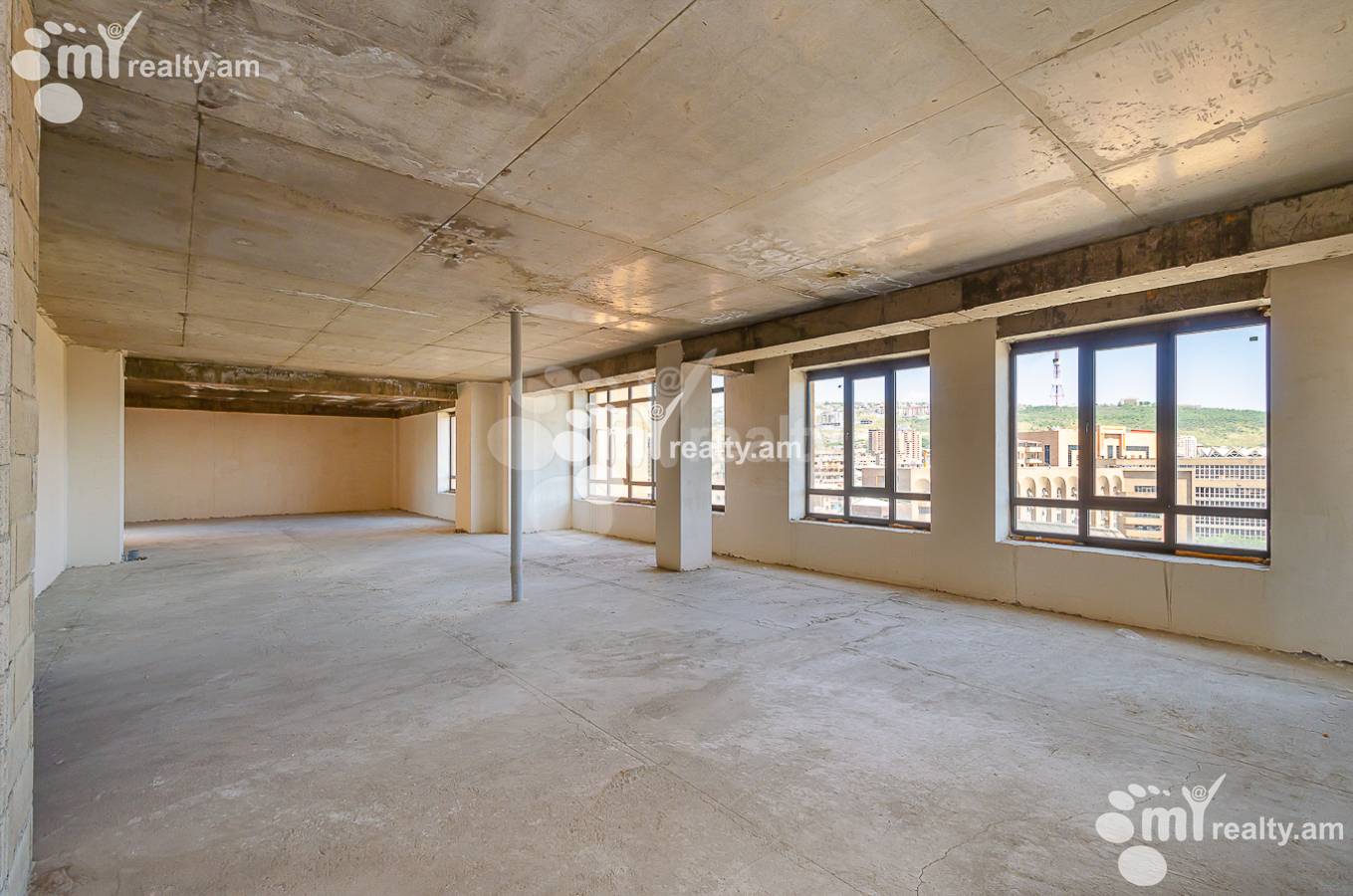 Commercial for rent خیابان آرام, مرکز شهر ایروان, 154473