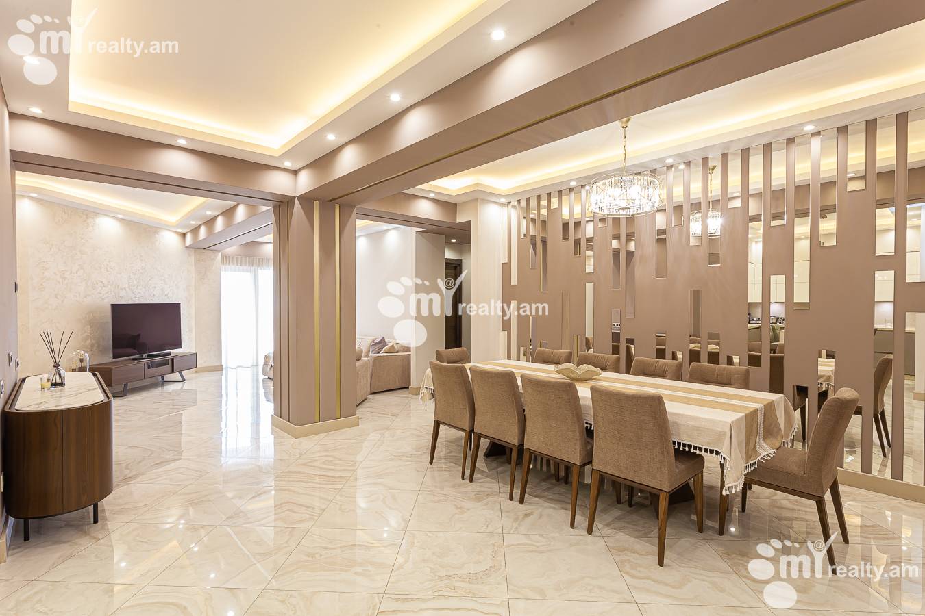 3 սենյականոց բնակարան  Լեոի փող, Կենտրոն Երևան, 152301