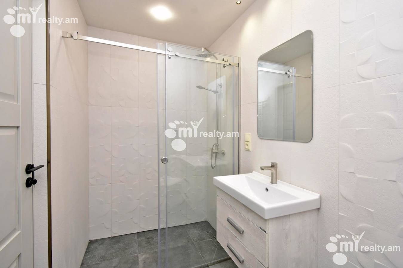 3 bedroom apartment for sale Vratsakan St, Arabkir Yerevan, 158079