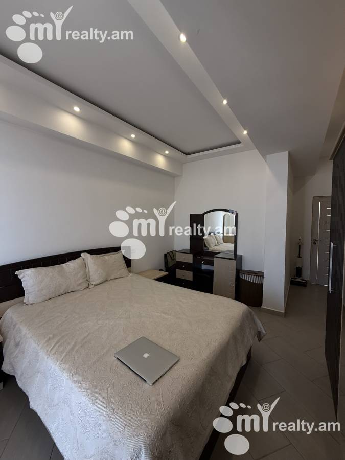 3 bedroom apartment for sale خیابان و. واقارشیان, عربگیر ایروان, 161082