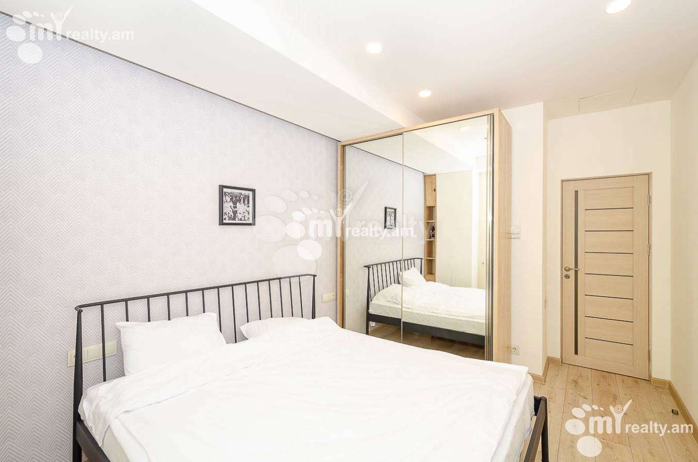 2 bedroom apartment for sale Koghbatsi St, Center Yerevan, 152938