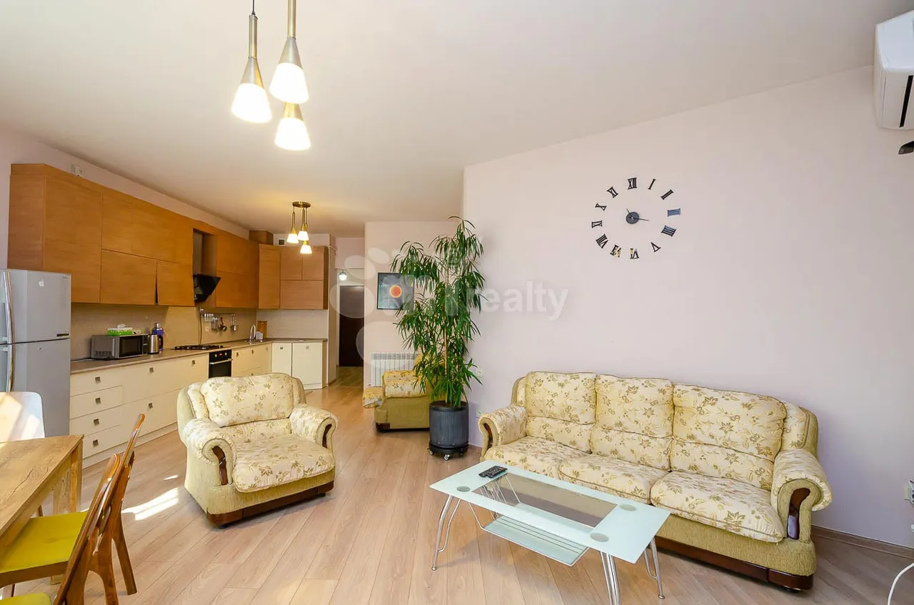 3 bedroom apartment for rent Yekmalyan St, Center Yerevan, 159975