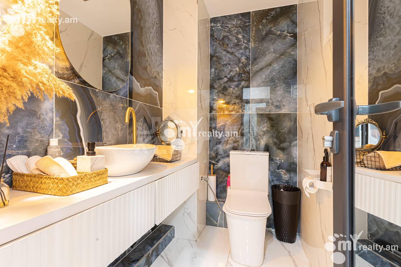 Կոմերցիոն տարածք  Թումանյան փող, Կենտրոն Երևան, 157172