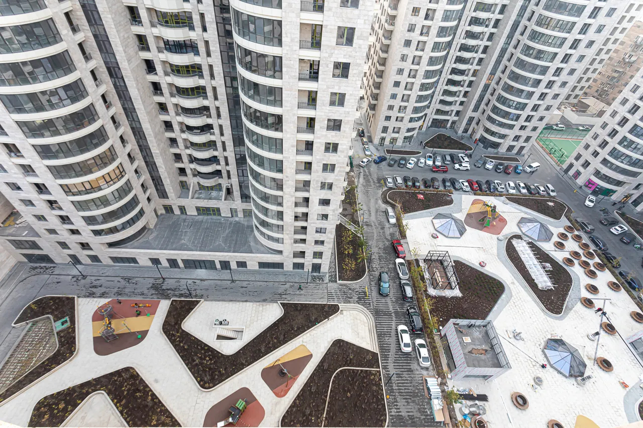 2 bedroom apartment for sale خیابان آرشاکونیاک, مرکز شهر ایروان, 158473