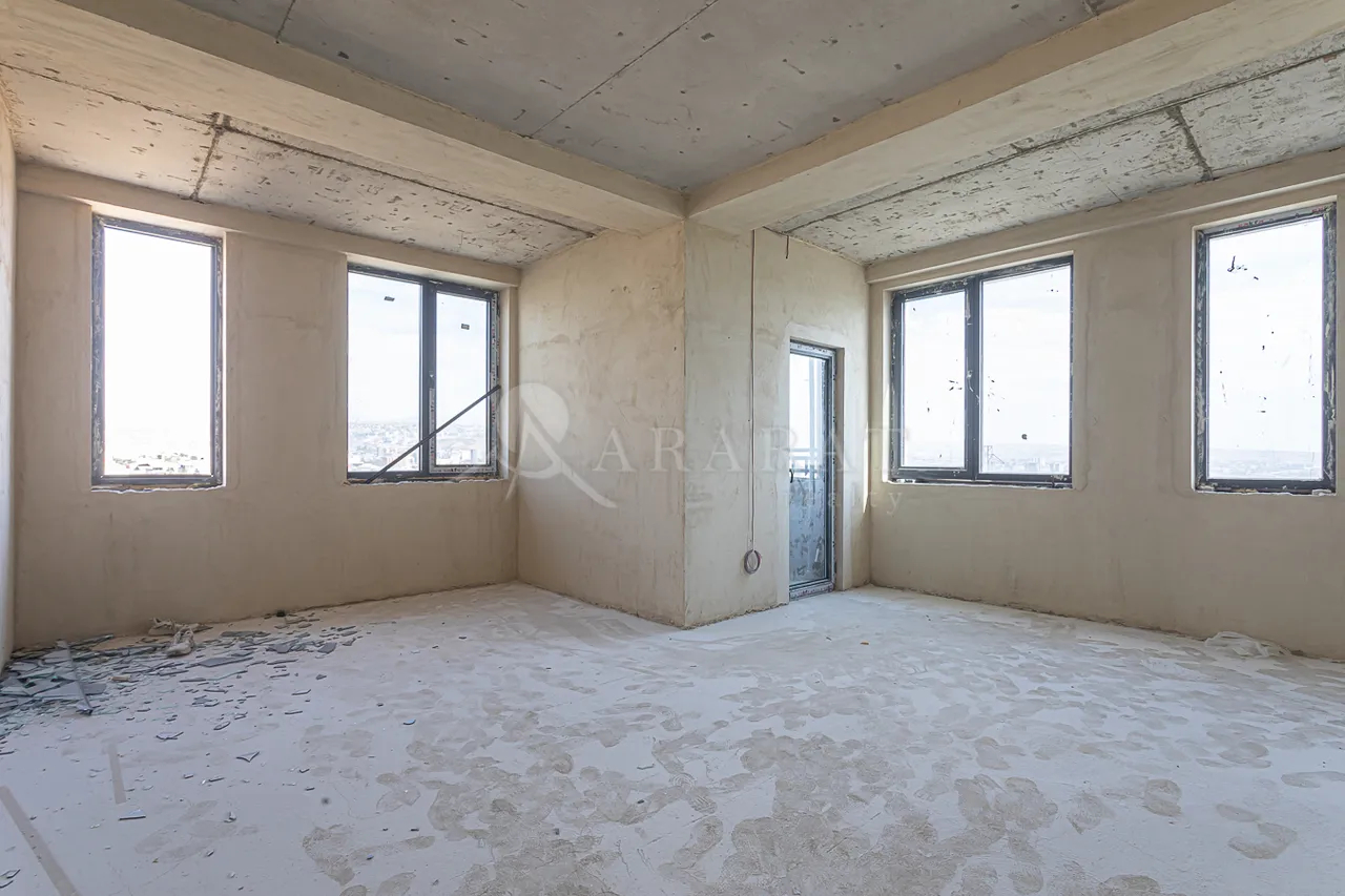 3 bedroom apartment for sale Tsovakal Isakov Ave, Center Yerevan, 157223