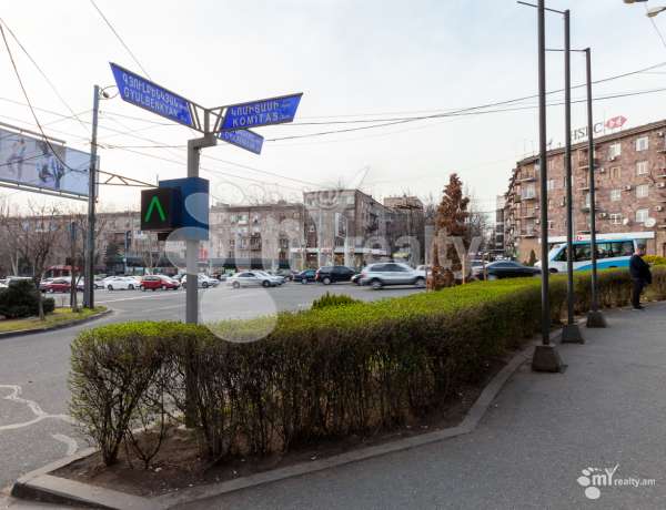 bnakaran/3-senyakanoc/Komitas+Ave/Arabkir/Yerevan