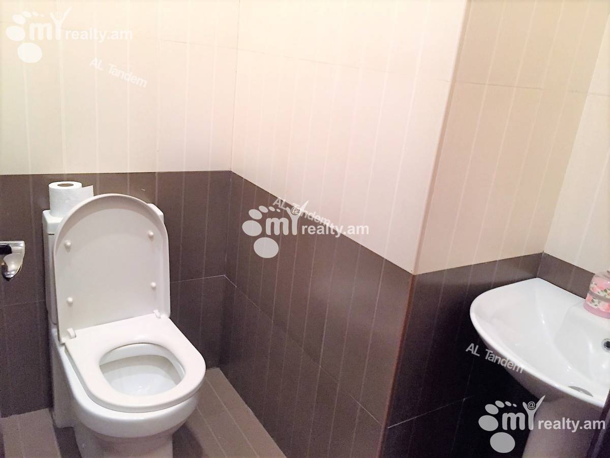 4 bedroom apartment for sale Azatutyan Ave, Arabkir Yerevan, 124007