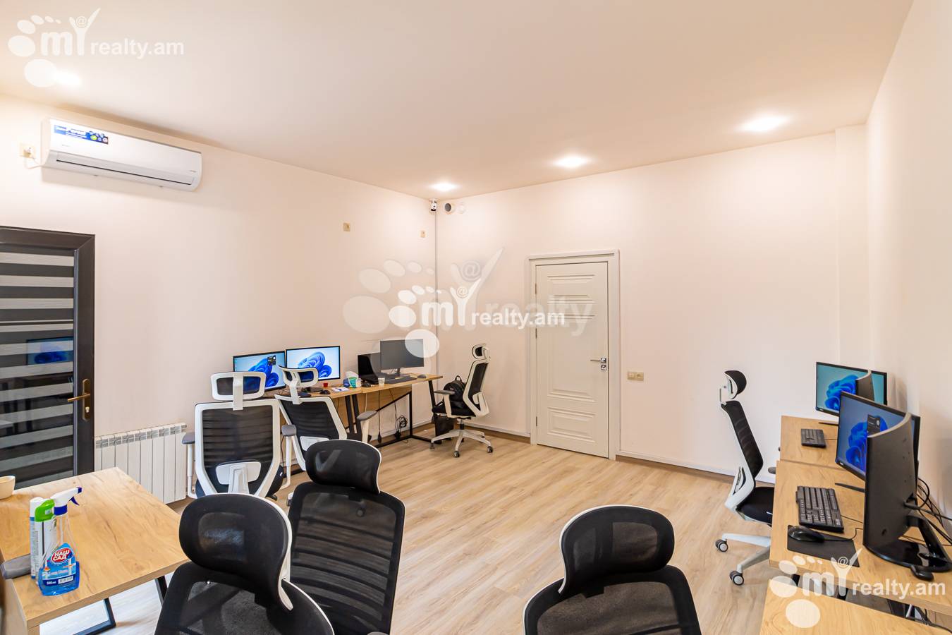 Commercial property for rent Riga St, Arabkir Yerevan, 149021