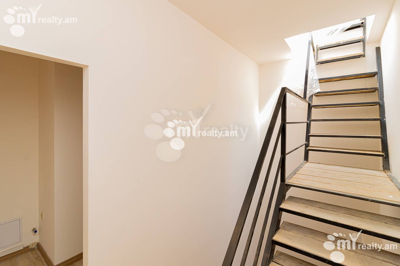 Снять коммерческoе помещение Рига ул, Арабкир Ереван, 149021