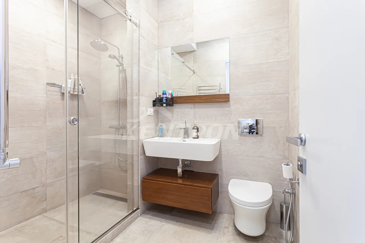 4 bedroom apartment for sale D. Demirchyan St, Center Yerevan, 161940