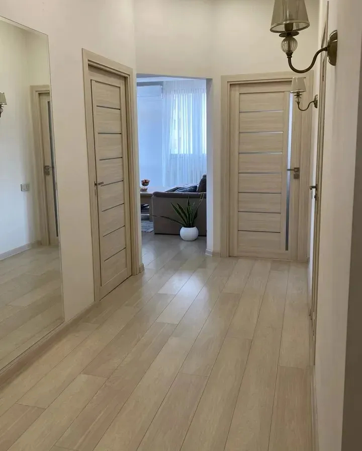 4 bedroom apartment for sale خیابان ا. تیگرانیان, عربگیر ایروان, 159855