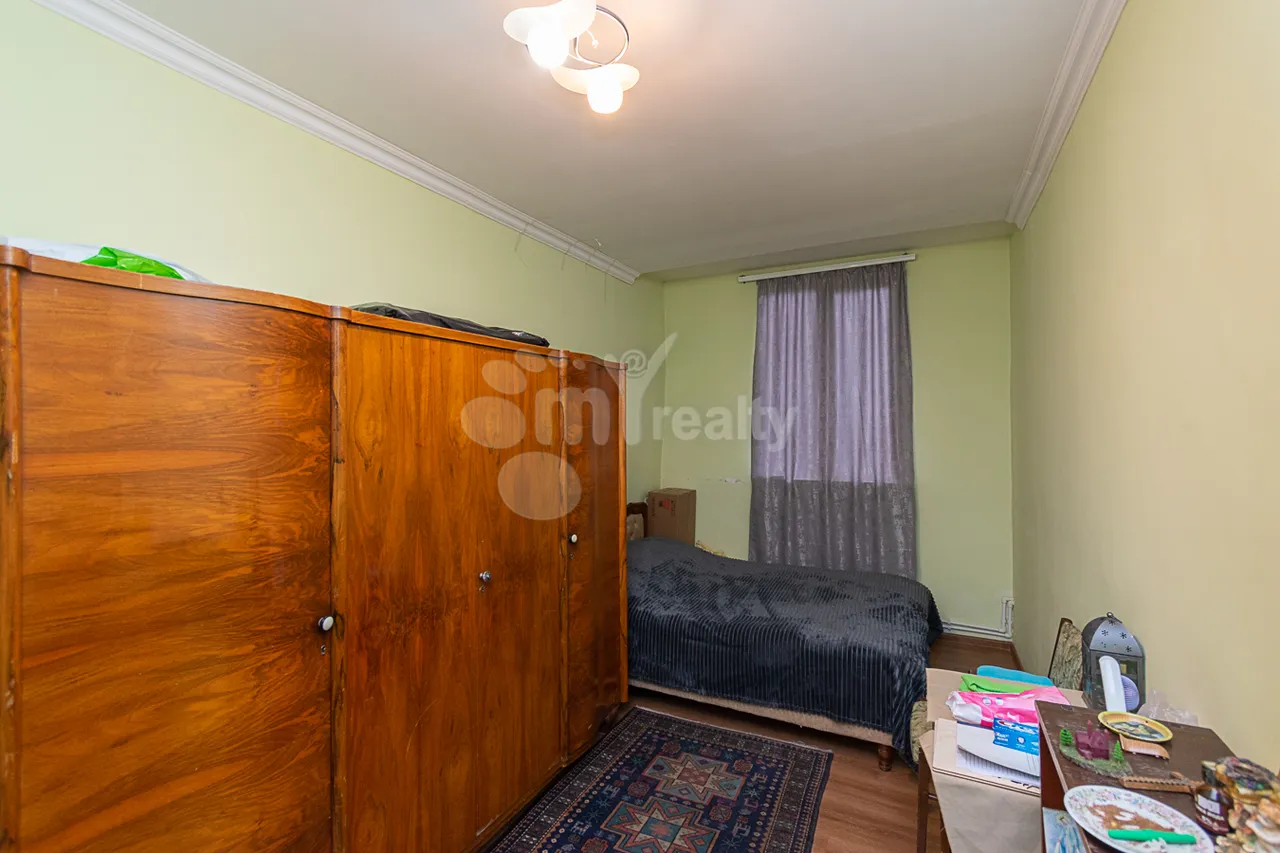 Купить 3 комнатную квартиру Азатутян пр, Арабкир Ереван, 160246