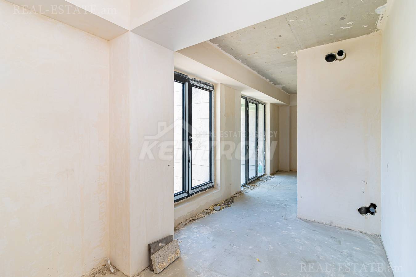 4 սենյականոց բնակարան  Աղբյուր Սերոբ փող, Արաբկիր Երևան, 139338