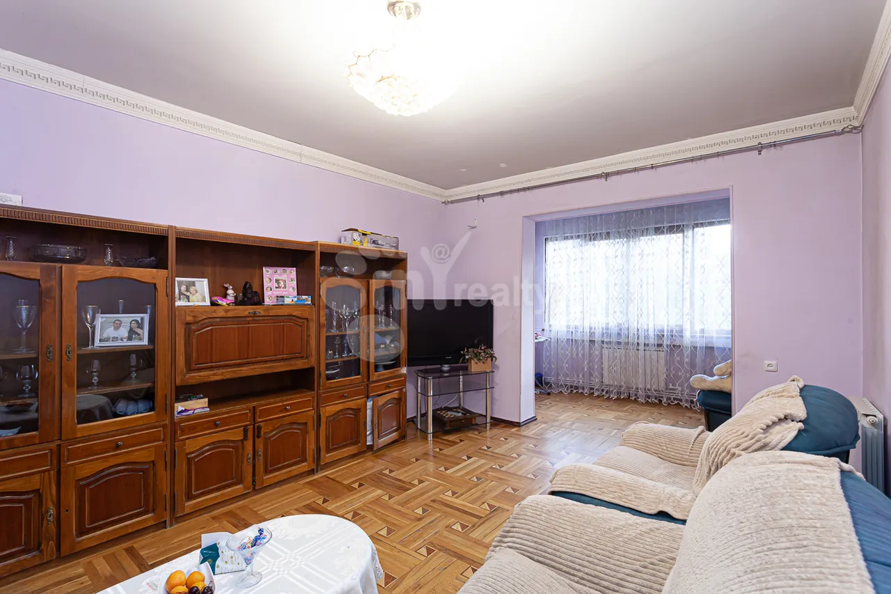 3 bedroom apartment for sale A. Khachatrian St, Arabkir Yerevan, 160835