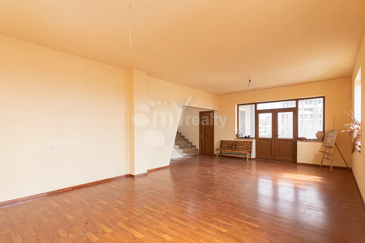 House for sale Davtashen 10 St, Davtashen Yerevan, 160095