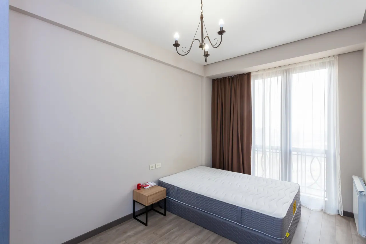 Снять 3 комнатную квартиру Сасна Црер ул., Давташен Ереван, 158924