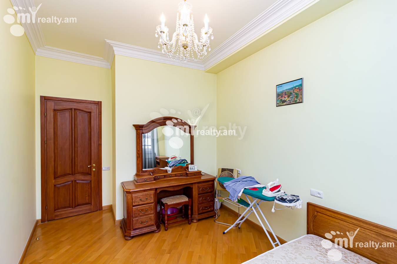 5 bedroom apartment for sale Dzorap St, Center Yerevan, 153815