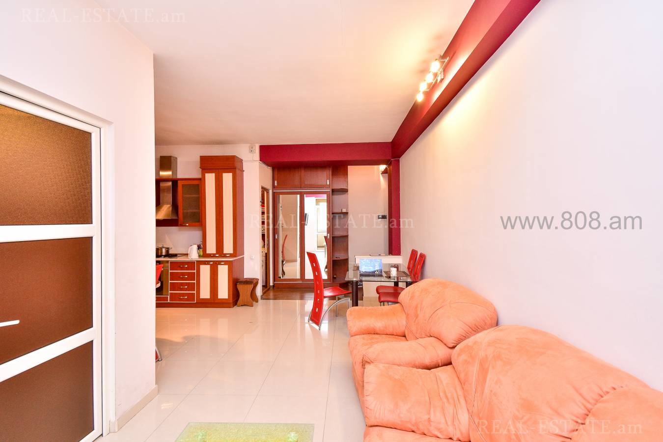 2 սենյականոց բնակարան  Հին երևանցու փող, Կենտրոն Երևան, 130724