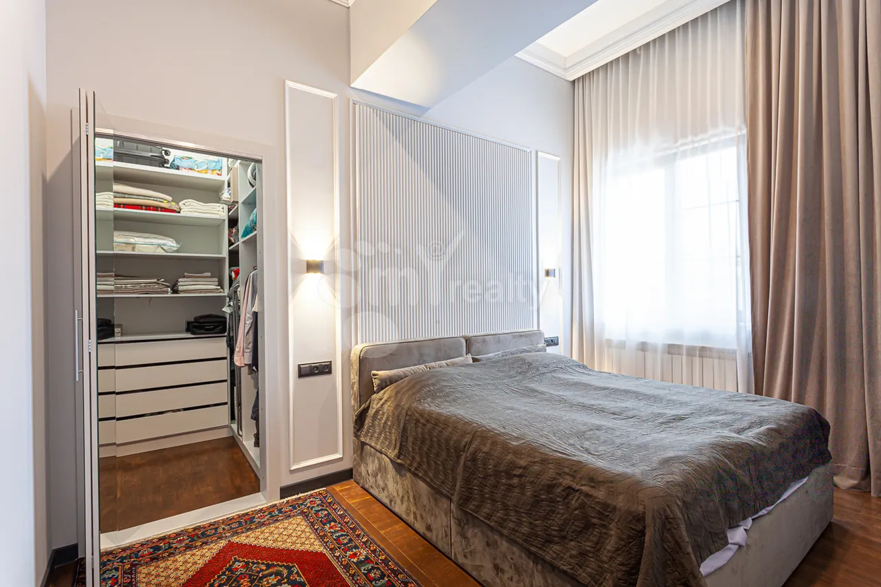 3 սենյականոց բնակարան վարձով Մոսկովյան փող, Կենտրոն Երևան, 158182