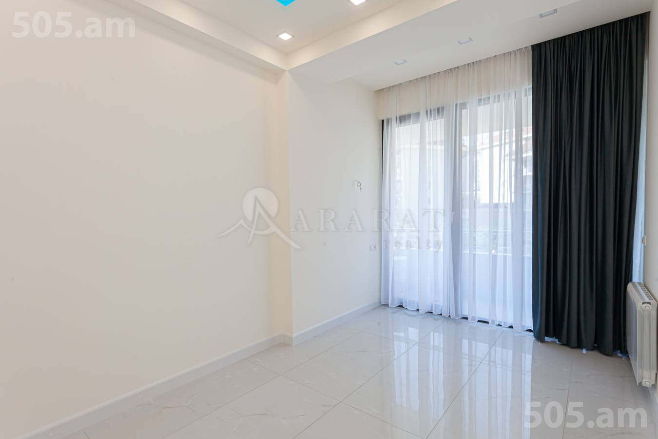 3 սենյականոց բնակարան  , Կենտրոն Երևան, 152087