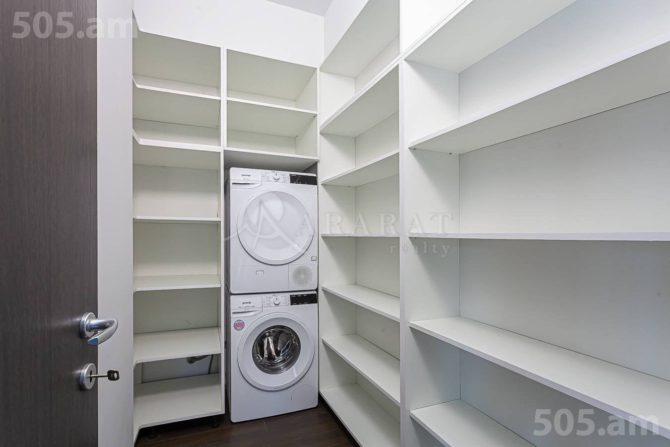 Снять 5 комнатную квартиру Лео ул, Центр Ереван, 153028