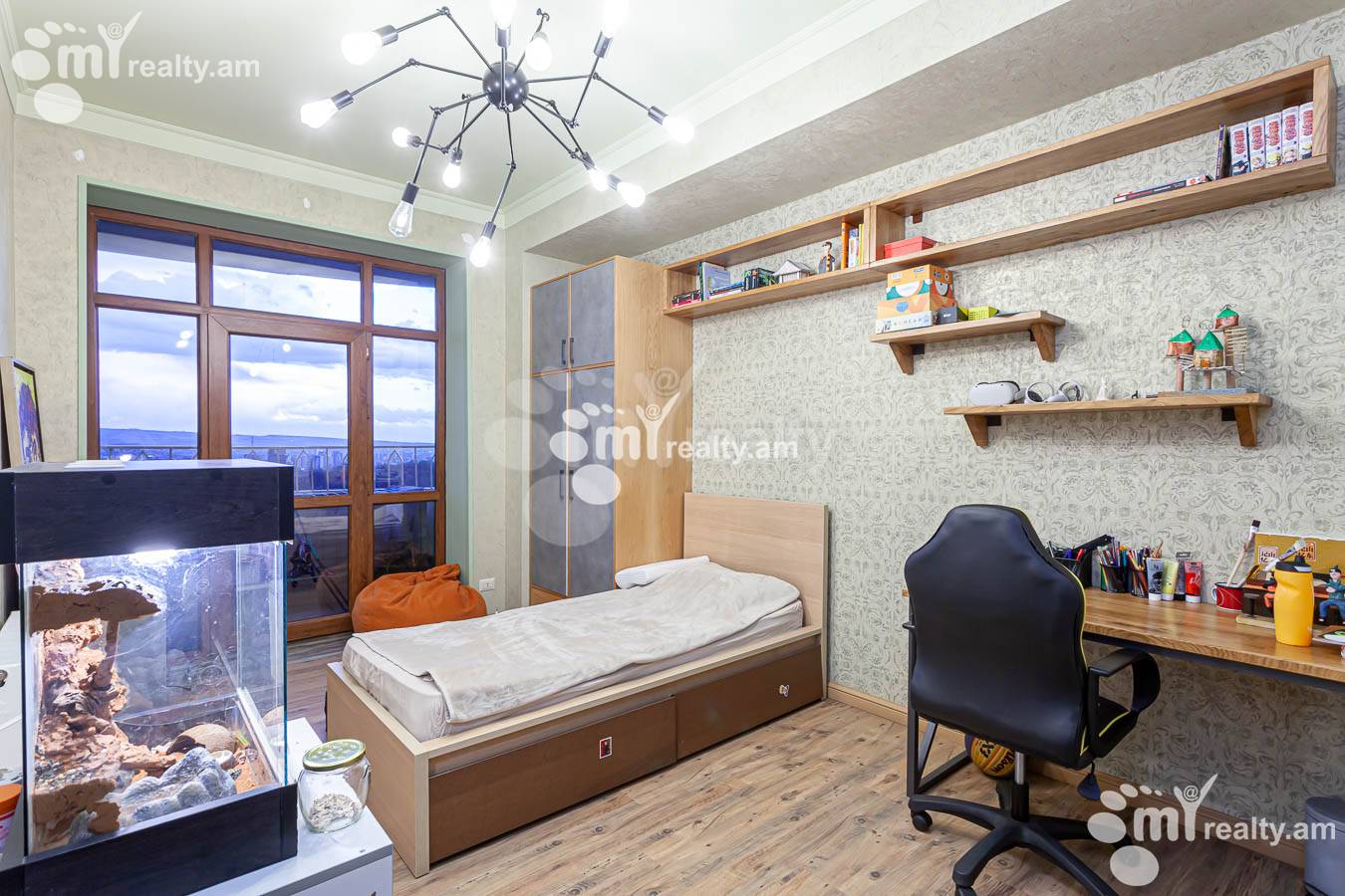 4 bedroom apartment for sale خیابان برادران اوربِلی, عربگیر ایروان, 153291