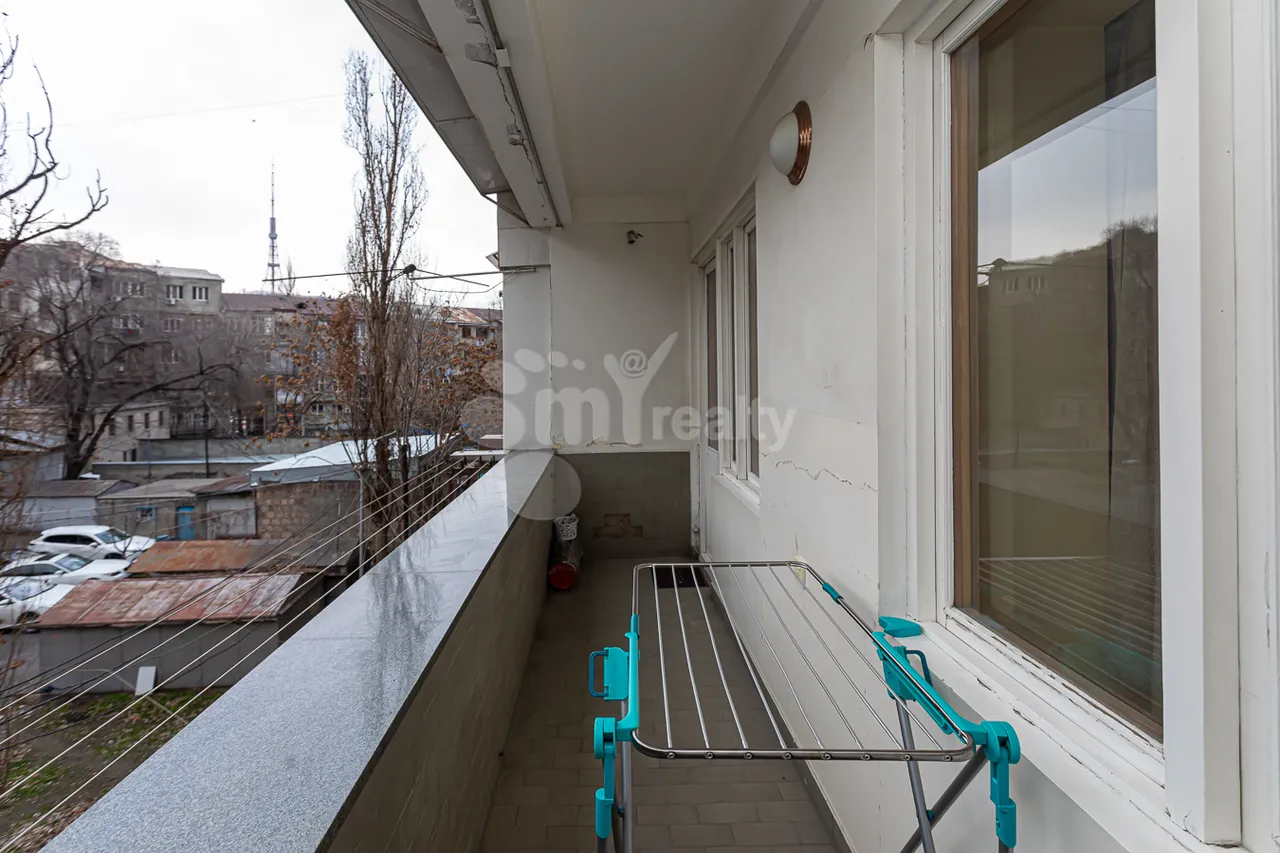 3 bedroom apartment for sale Hanrapetutyan St, Center Yerevan, 159749