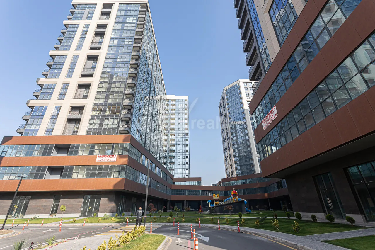 3 bedroom apartment for sale Komitas Ave, Arabkir Yerevan, 157771