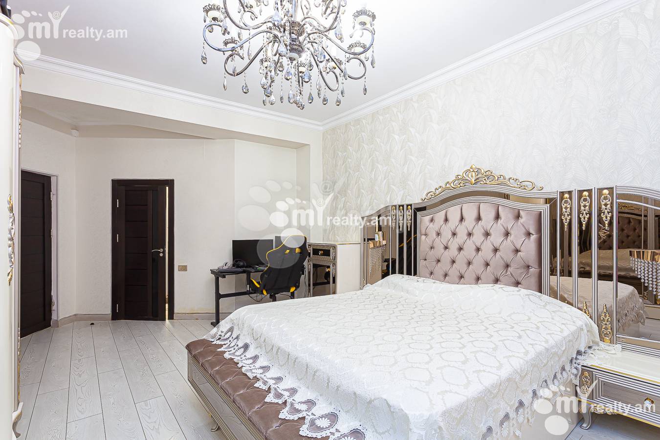 3 սենյականոց բնակարան վարձով Հյուսիսային պող, Կենտրոն Երևան, 145546