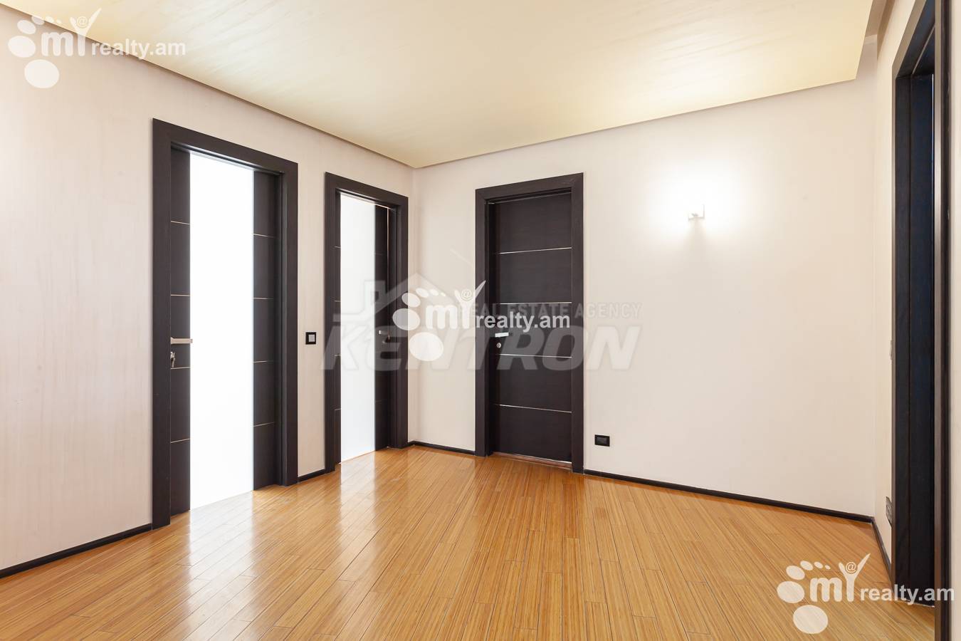 5 սենյականոց բնակարան  Հյուսիսային պող, Կենտրոն Երևան, 154617