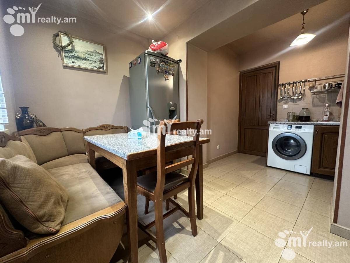 Купить 3 комнатную квартиру В.Вагаршян ул, Арабкир Ереван, 156493