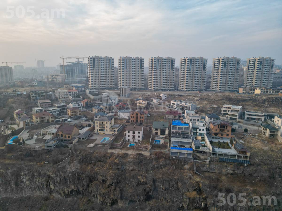 Land for sale Dzor 2 district, Davtachène Yerevan, 154138