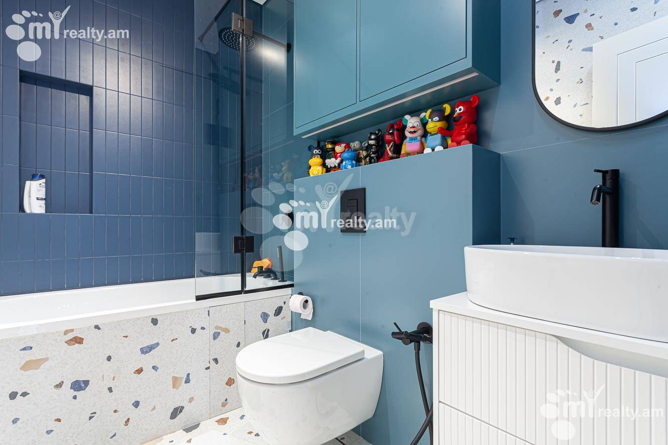 4 bedroom apartment for rent خیابان بوزند, مرکز شهر ایروان, 155158