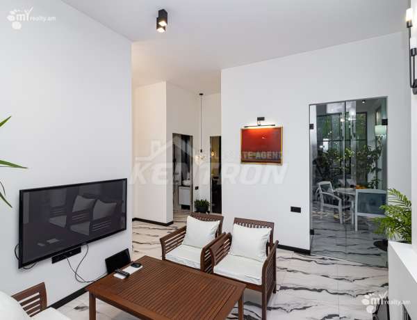 arandznatun-vacharq-Yerevan-Arabkir