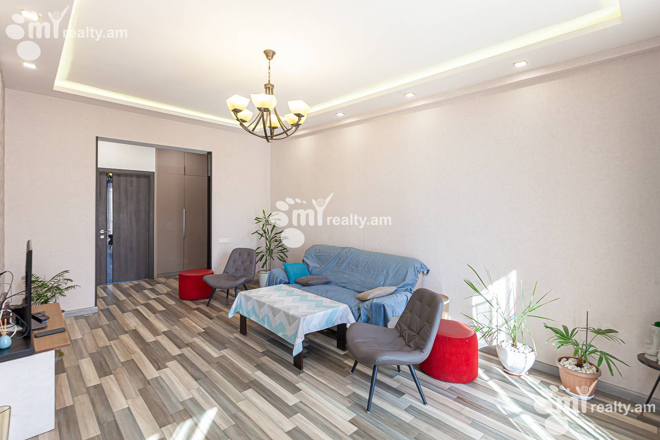 3 սենյականոց բնակարան  Կոմիտասի պող, Արաբկիր Երևան, 154007