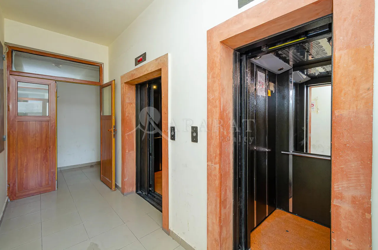 3 bedroom apartment for sale Argishti St, Center Yerevan, 157866