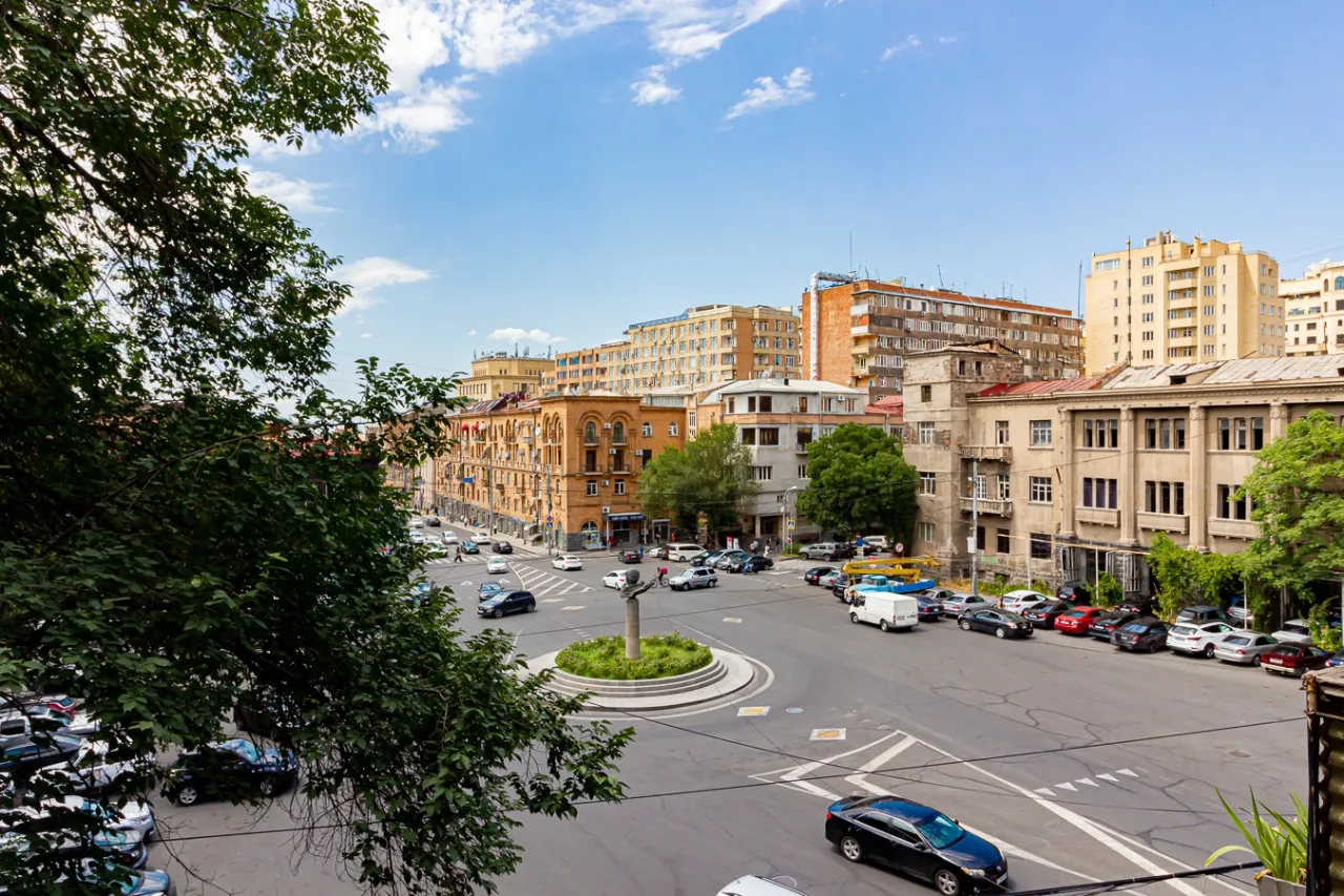 4 bedroom apartment for sale Vardanants St, Center Yerevan, 158007