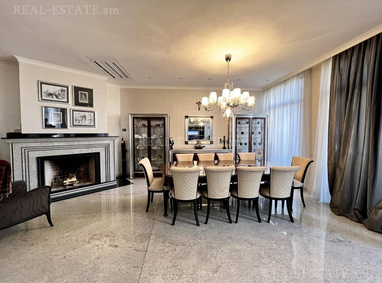 4 bedroom apartment for sale Northern (Hyusisayin)  Ave, Center Yerevan, 119236