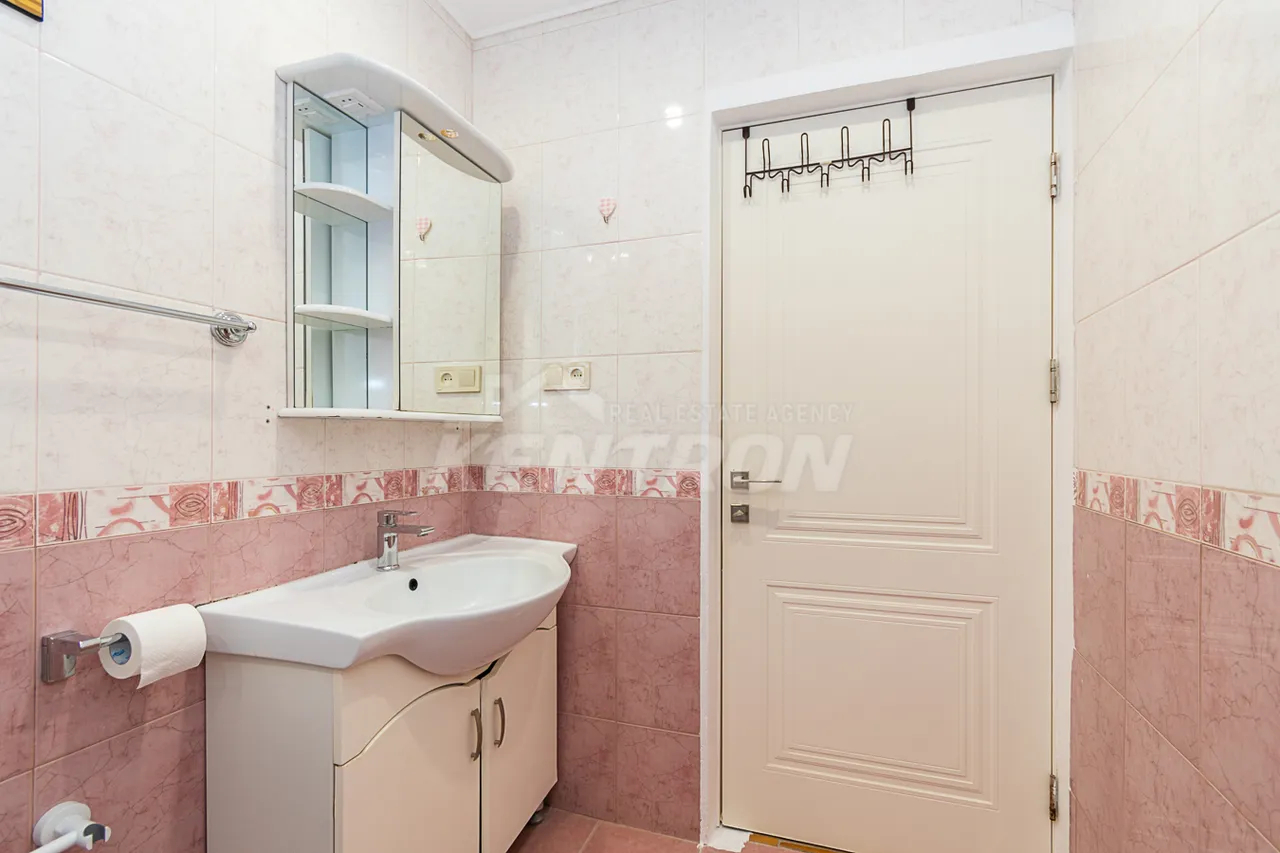 2 bedroom apartment for rent خیابان آنتارایین, مرکز شهر ایروان, 159537